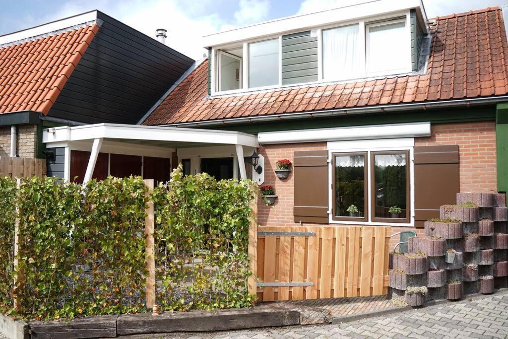 Huisje Marie Loosdrecht Exterior photo